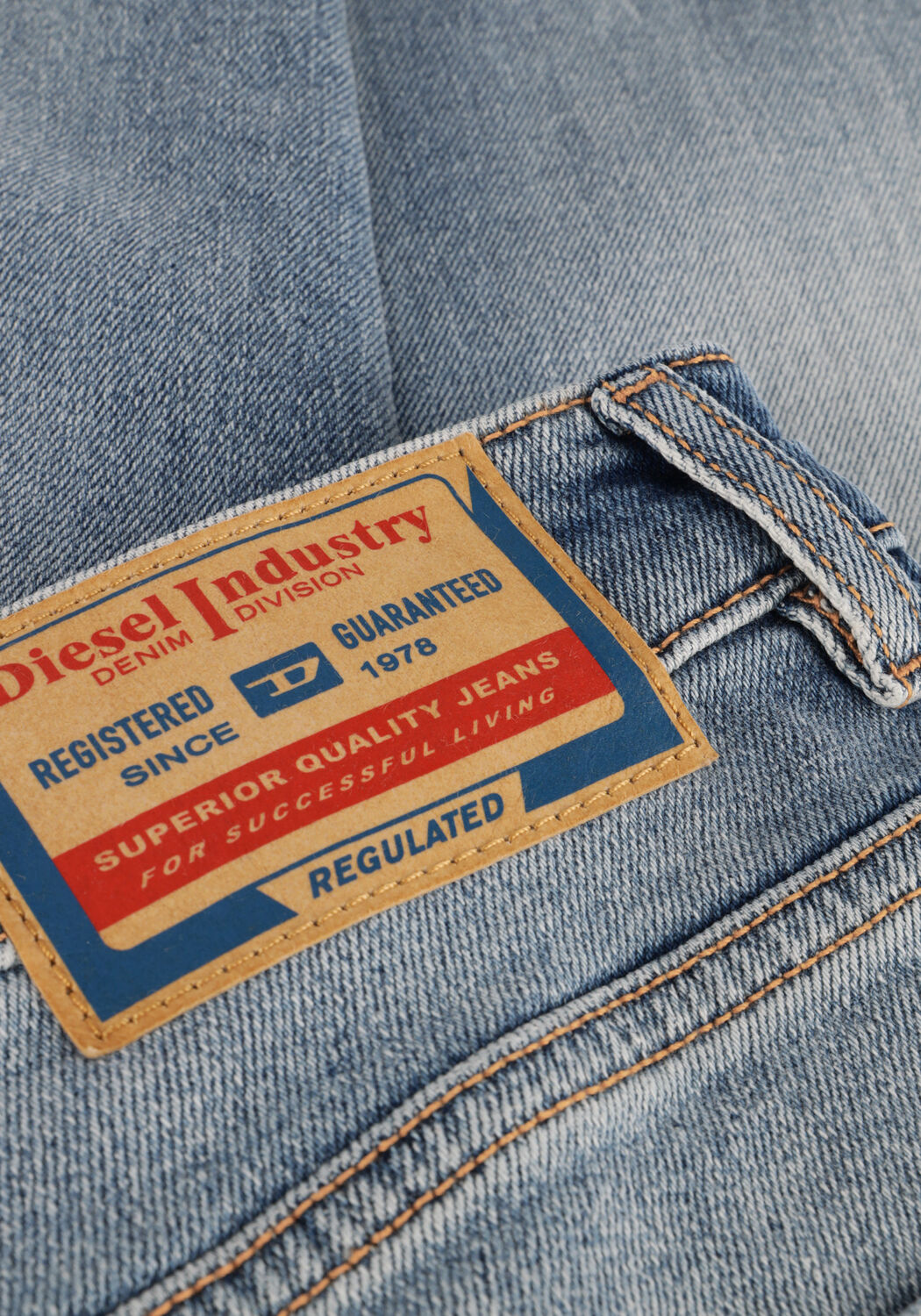 Hellblau DIESEL Mom jeans 2016 D-AIR - large