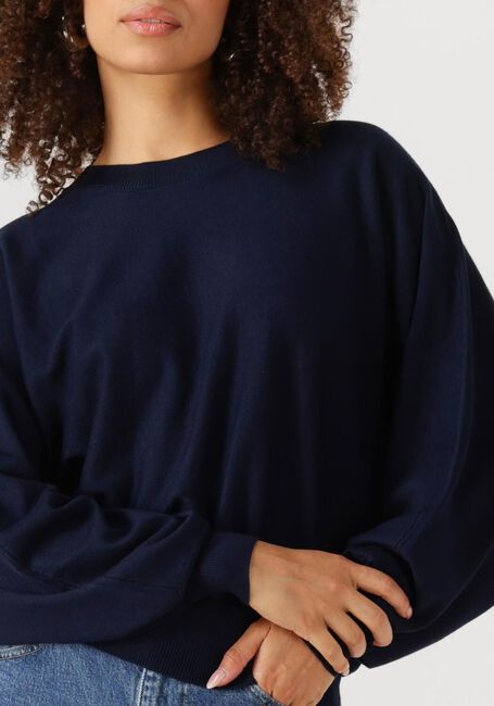 Dunkelblau MINUS Pullover DANA BAT SLEEVE KNIT PULLOVER - large
