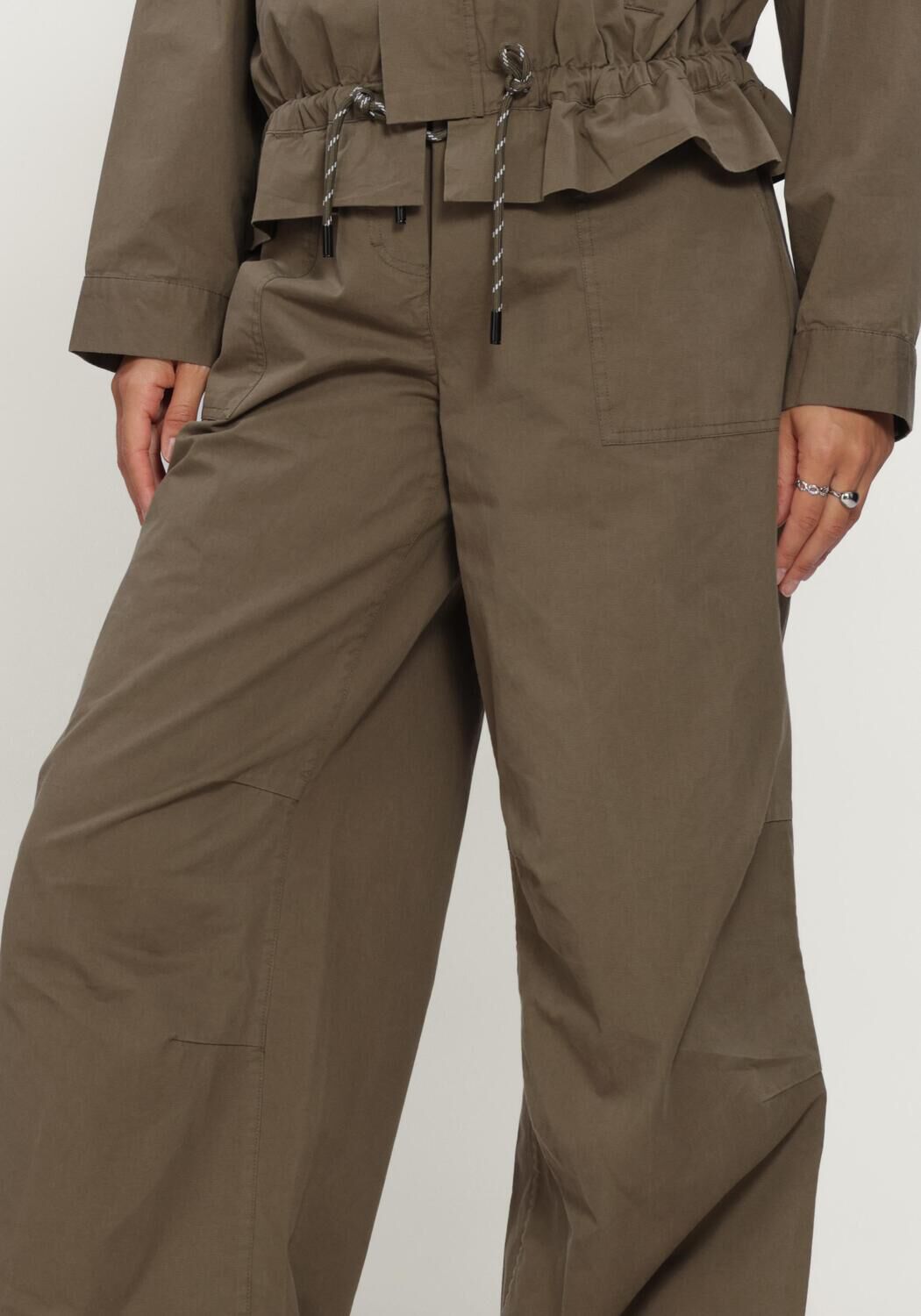 Olive MODSTR&Ouml;M Weite Hose URANIAMD PANTS - large