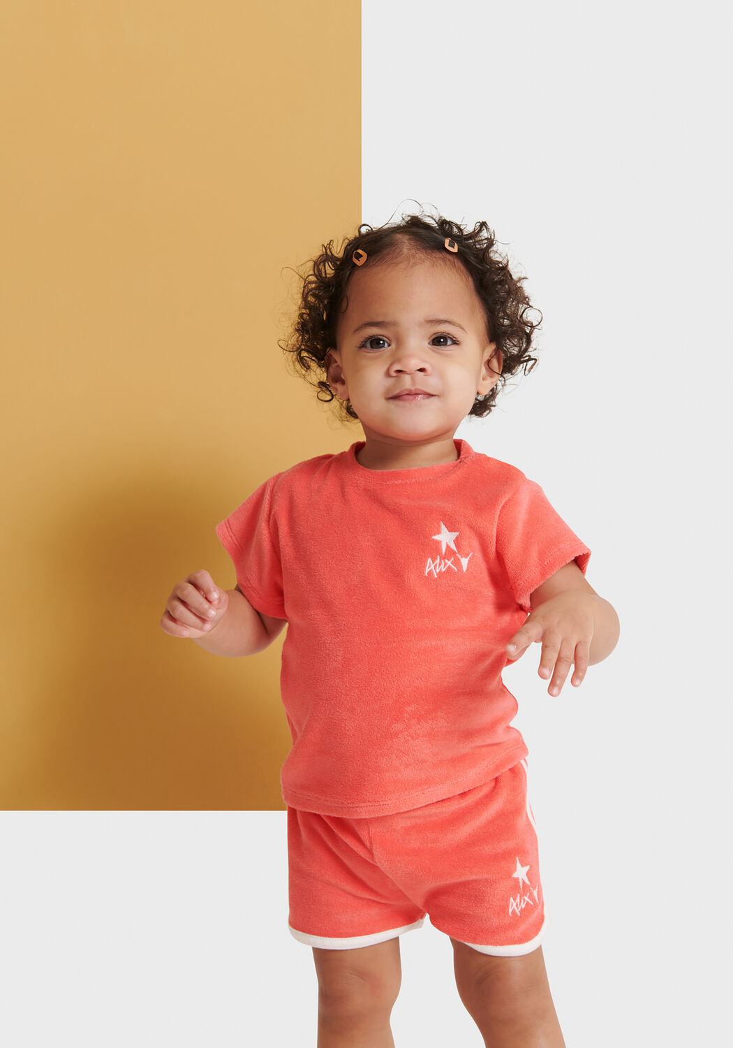 Koralle ALIX MINI Kurze Hose BABY KNITTED TERRY SHORTS - large