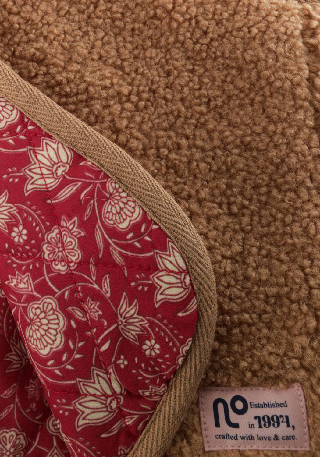 Camelfarbene NONO Strickjacke KATYA REVERSIBLE GILET - large