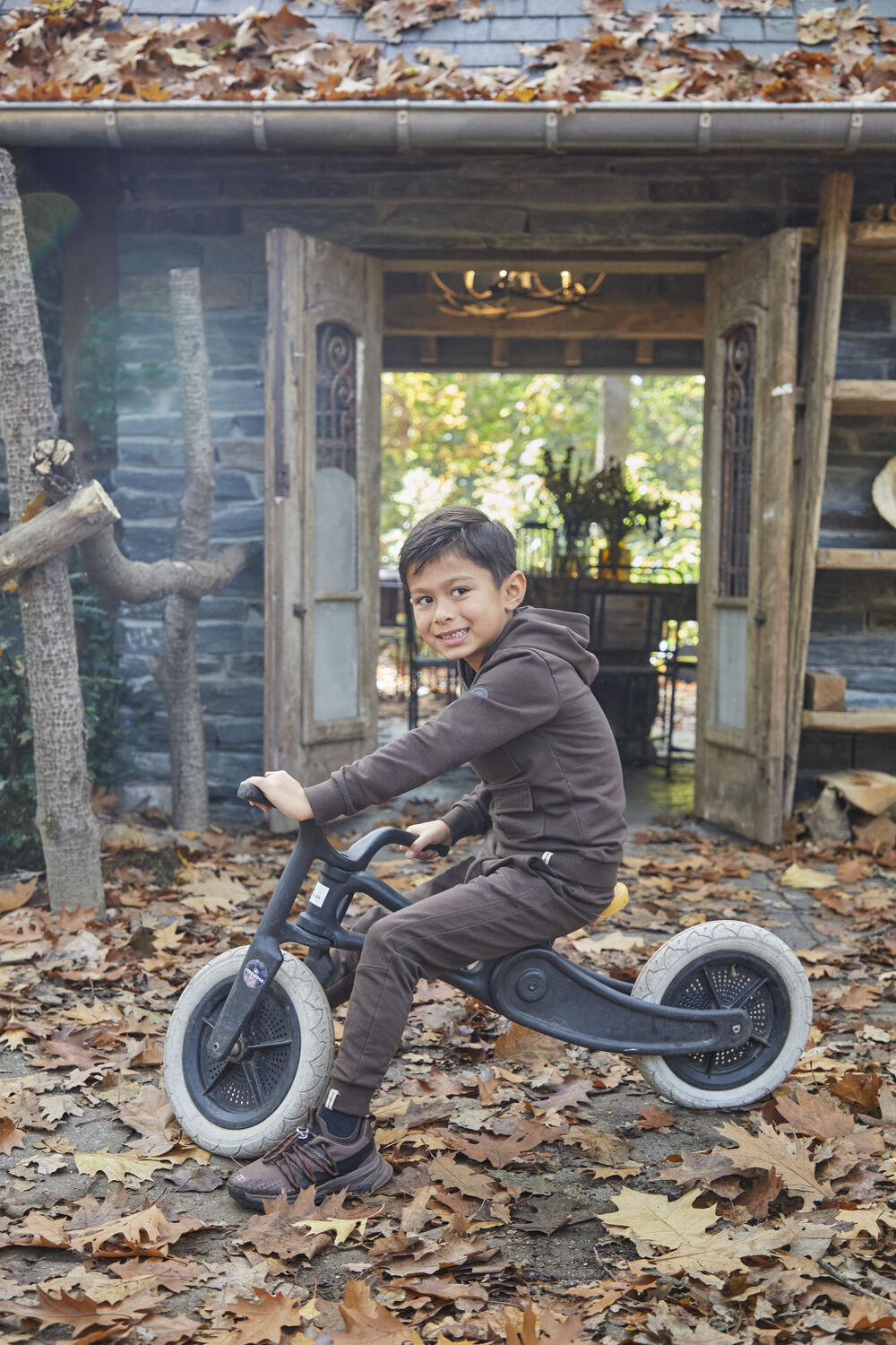 Braune KOKO NOKO Sweatshirt S48810 - large