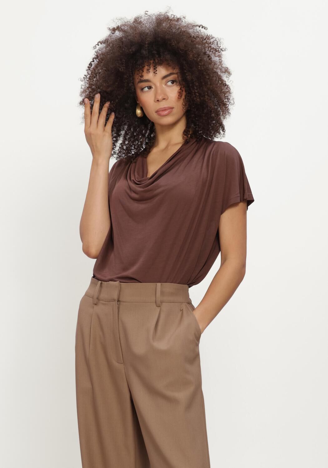Braune BRUUNS BAZAAR Tops & T-shirts KATKABBGINAE BLOUSE - large