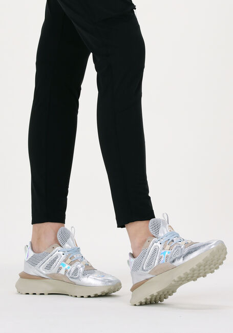 Silberne TORAL Sneaker Low TRACK RUN - large