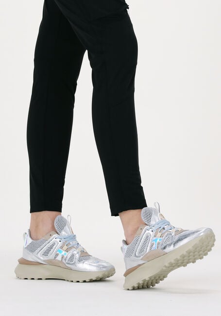 Silberne TORAL Sneaker low TRACK RUN - large