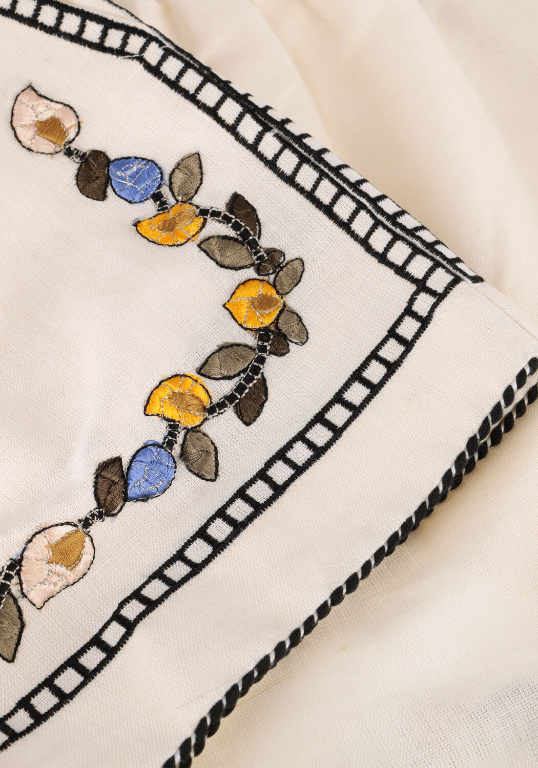 Ecru SCARLETT POPPIES Kurze Hose FRIENDS SHORT - large