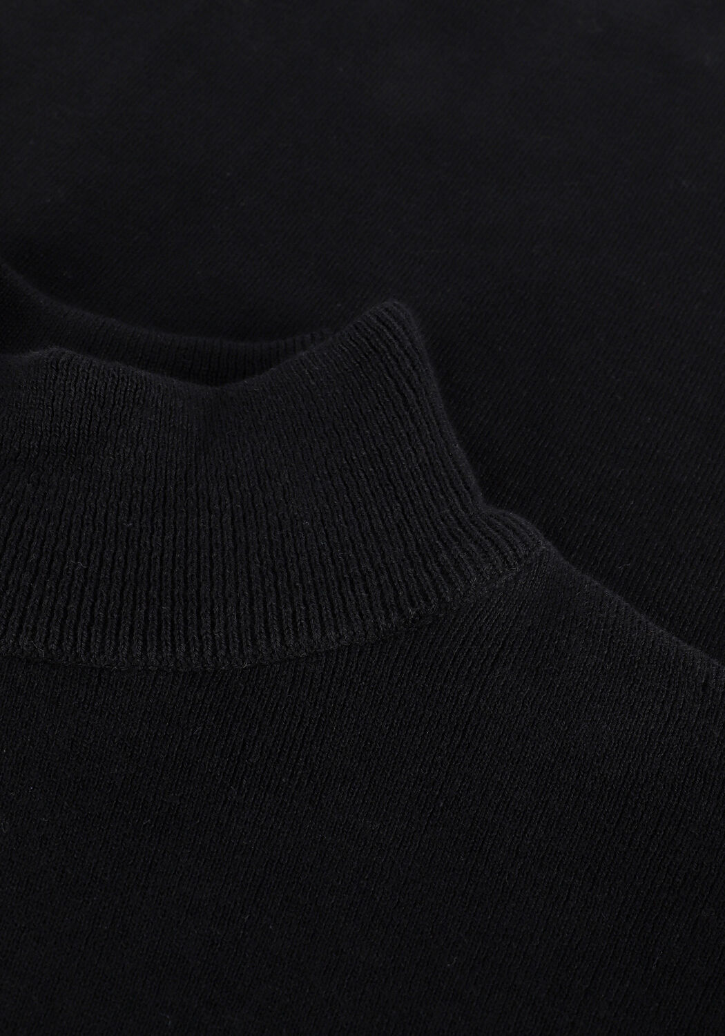 Schwarze EST'SEVEN Top EST'NIKOLE TURTLE - large