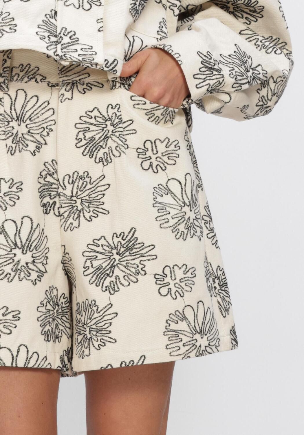 Wei&szlig;e AMAYA AMSTERDAM Jeans RILEY SHORT - large