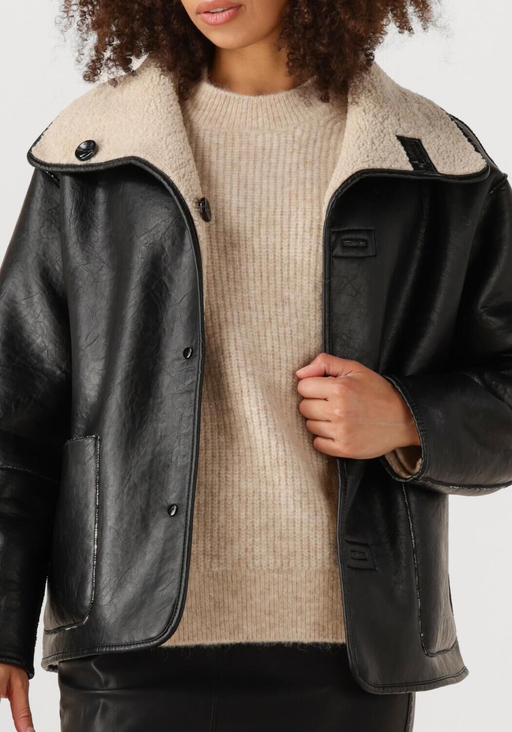 Schwarze KNIT-TED Lederjack COZY - large