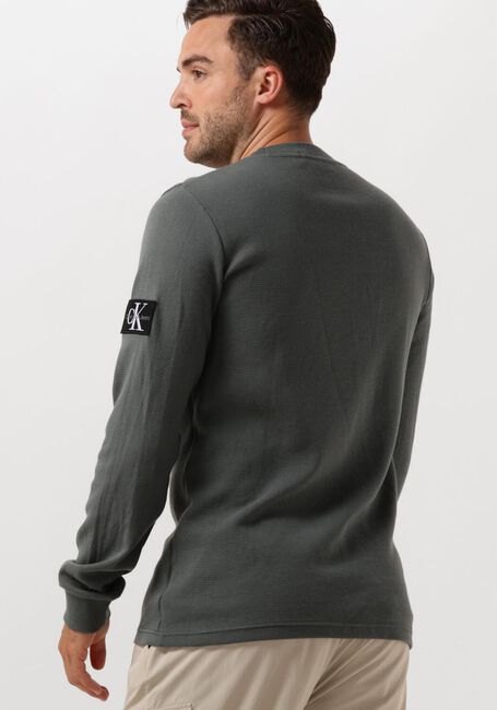 Graue CALVIN KLEIN Sweatshirt BADGE WAFFLES LS TEE - large