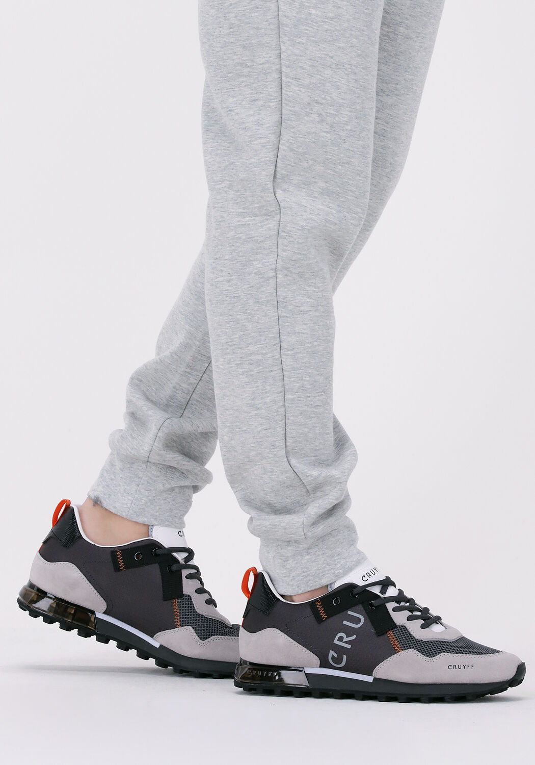 Graue CRUYFF Sneaker Low SUPERBIA heren - large