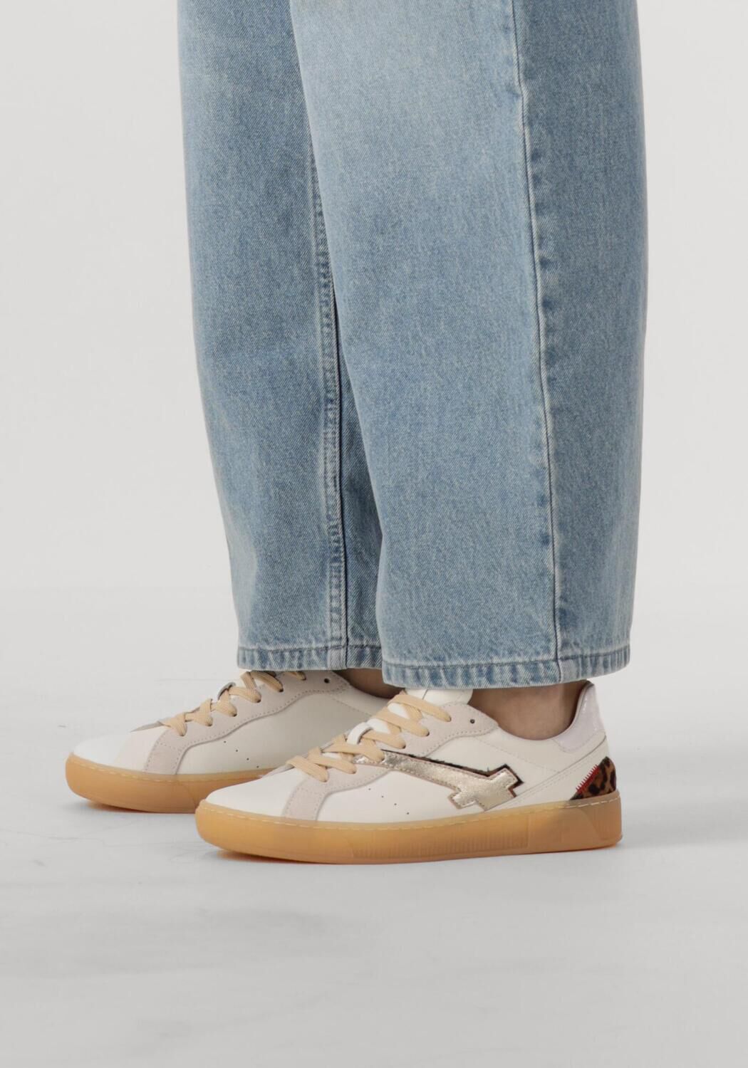 Wei&szlig;e GIO+ Sneaker Low BLUE - large