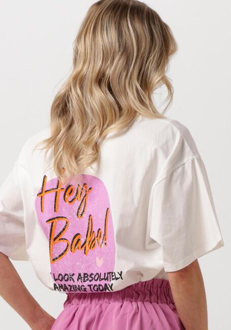 Weiße YDENCE T-shirt T-SHIRT HEY BABE - large