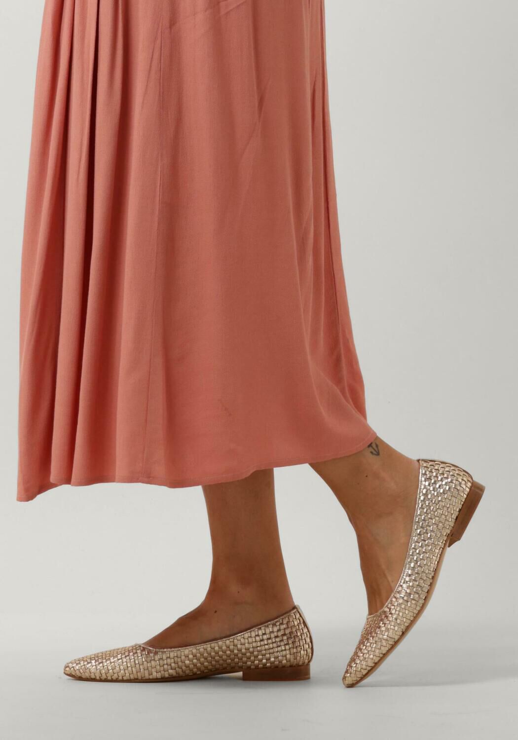 Goldfarbene NOTRE-V Ballerinas KI4867 - large