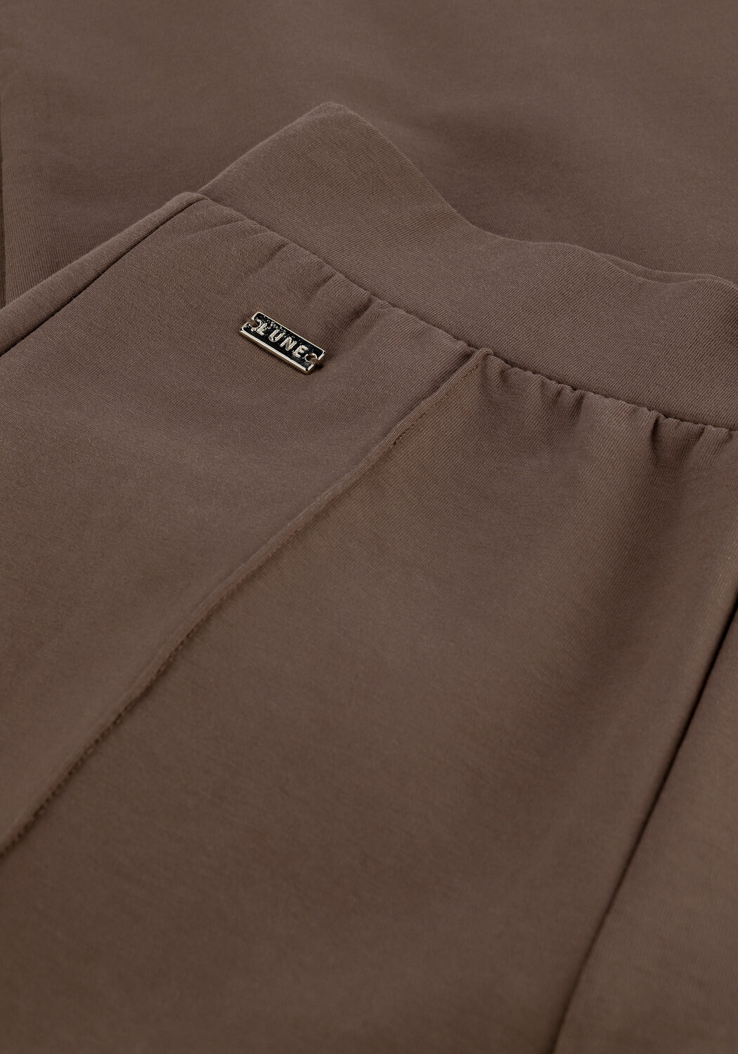 Braune LUNE ACTIVE Jogginghose DONNA PANTS - large