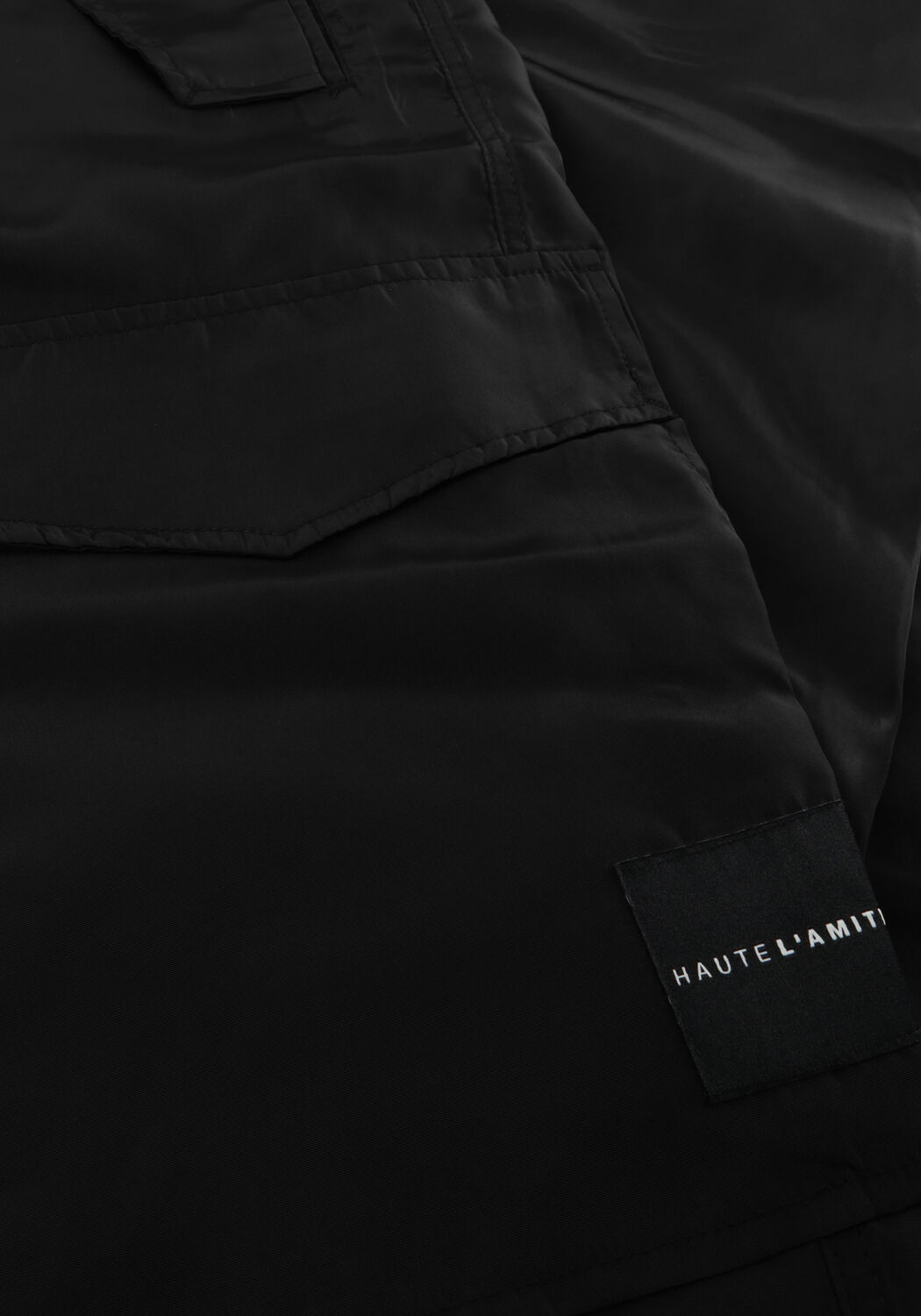 Schwarze HAUTE L'AMITI&Eacute; Cargohosen CARGO PULL ON TALL TROUSER - large