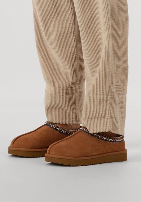 Braune UGG Slipper W TAZZ II - large