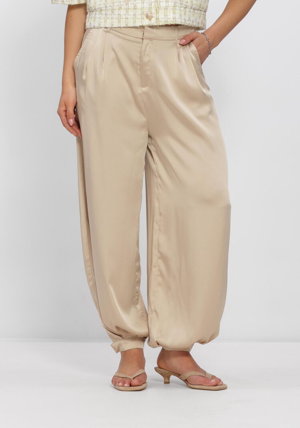 Sand NEO NOIR Hosen FAYLA DRAPY SATIN BALLOON - large