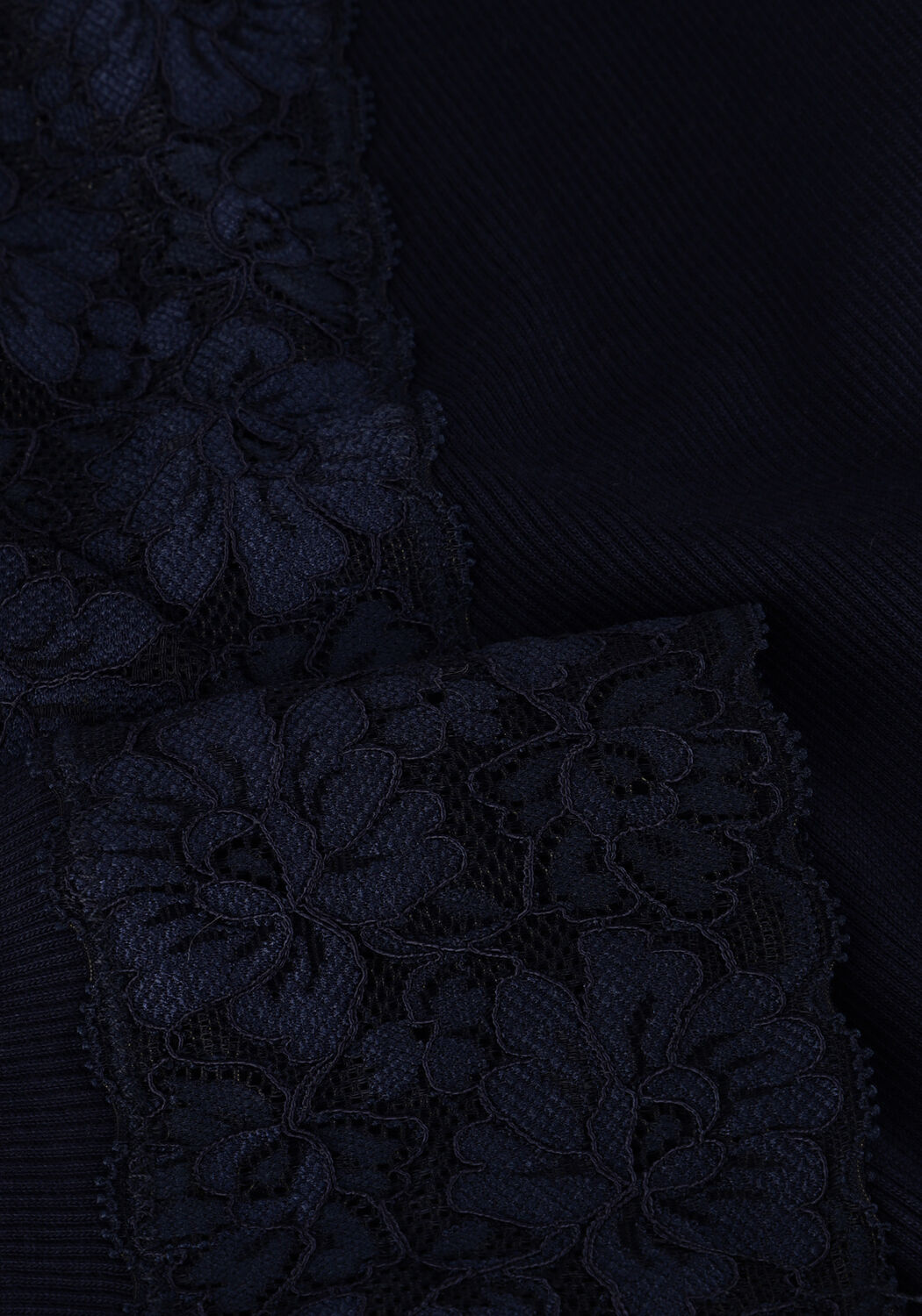 Dunkelblau ROSEMUNDE Top BERNADINE ORGANIC T-SHIRT LACE - large