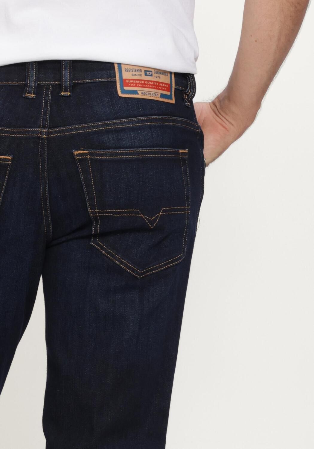Dunkelblau DIESEL Straight leg jeans 1993 D-VYL - large