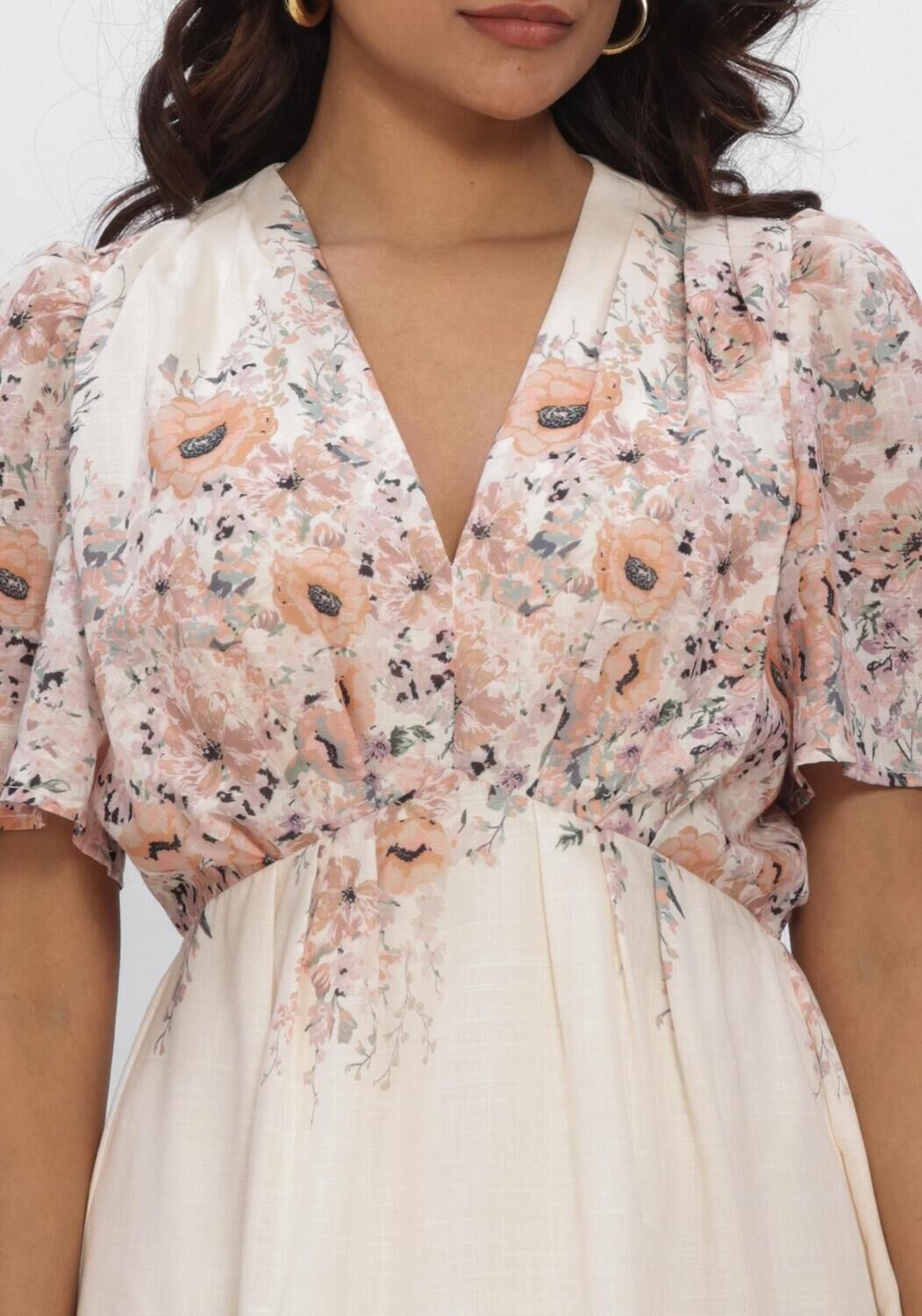 Ecru NEO NOIR Maxikleid SERNA FLOWER PRINT DRESS - large