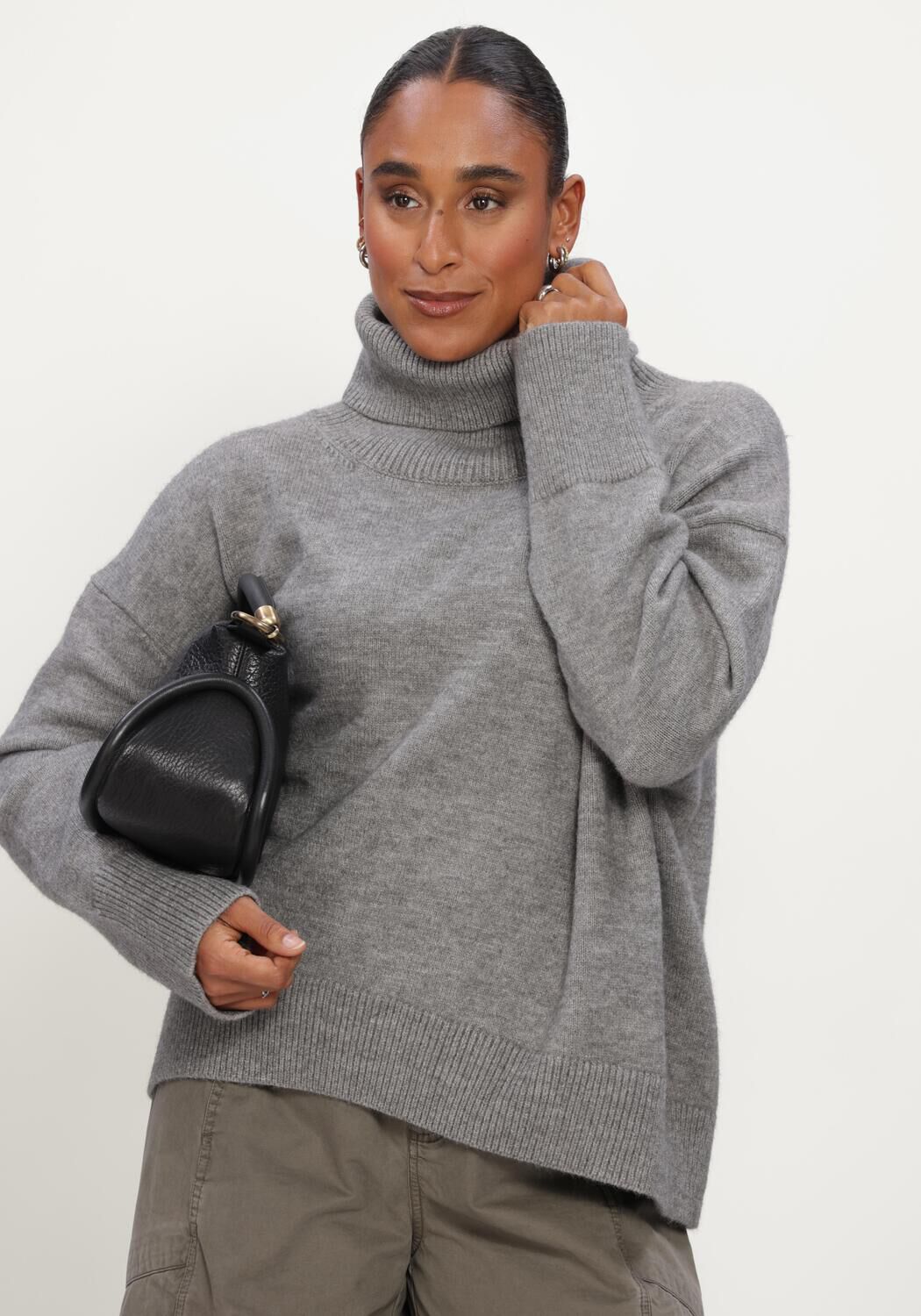 Graue BOII STUDIOS Pullover OLGA - large