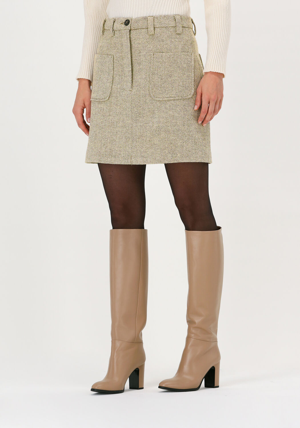 Vanilia wool skirt new arrivals