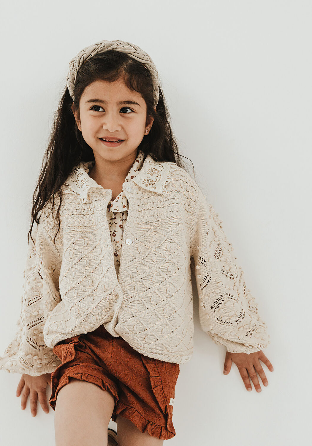 Camelfarbene BAJE STUDIO Hosen WOVEN EMBRO SHORT - large