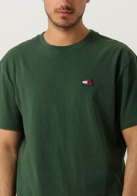Dunkelgrün TOMMY JEANS T-shirt TJM CLSC TOMMY XS BADGE TEE - large