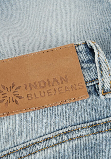 Hellblau INDIAN BLUE JEANS Kurze Hosen DENIM WIDE SHORT BLUE DENIM - large