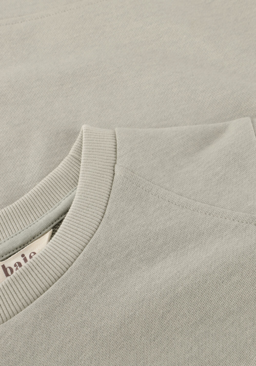 Graue BAJE STUDIO T-shirt VIC - large