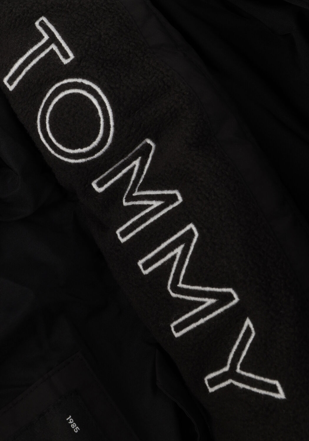 Schwarze TOMMY JEANS Parkas TJM ESSENTIAL DOWN PARKA - large