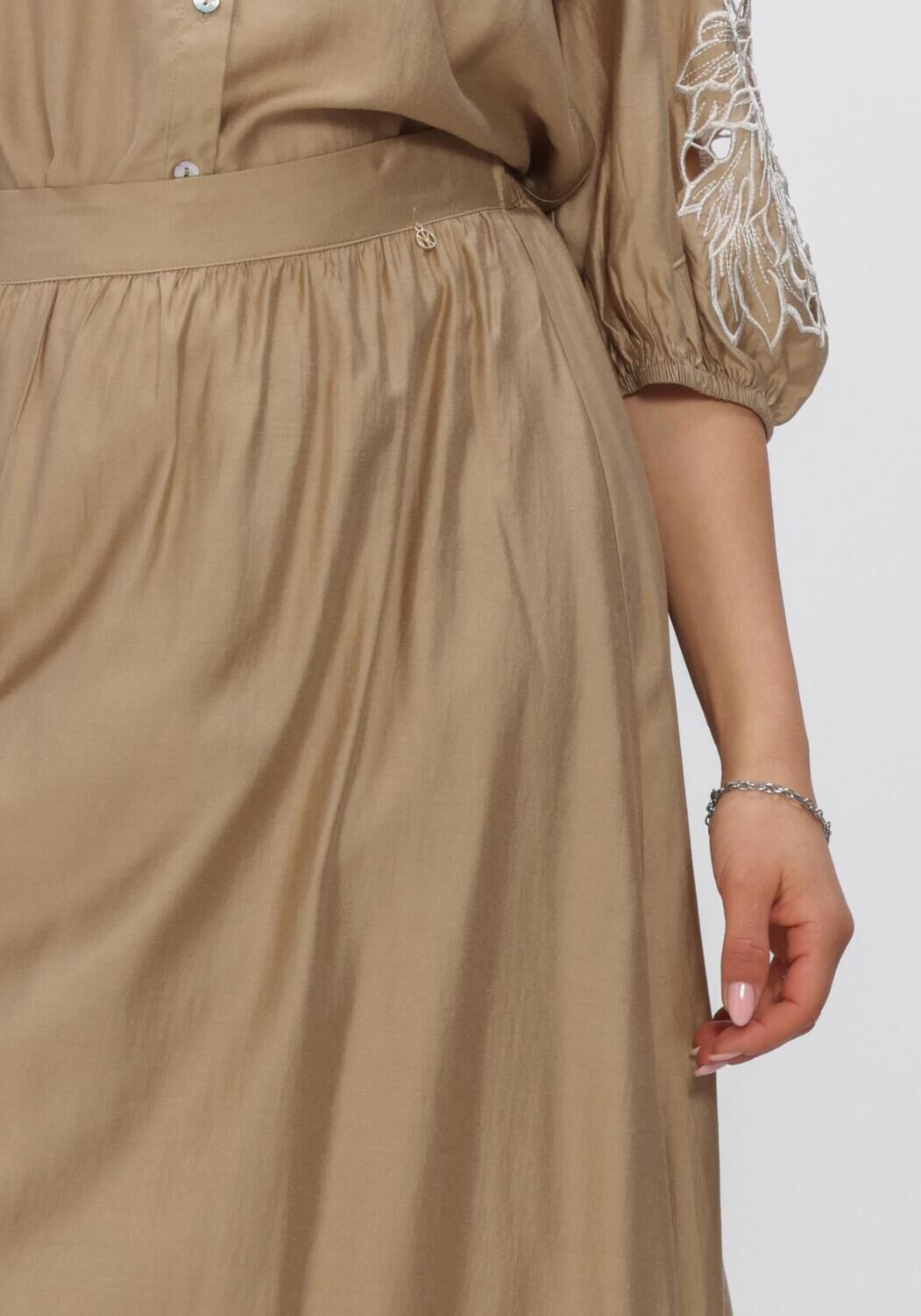 Camelfarbene NUKUS Maxirock FLOORTJE SKIRT - large