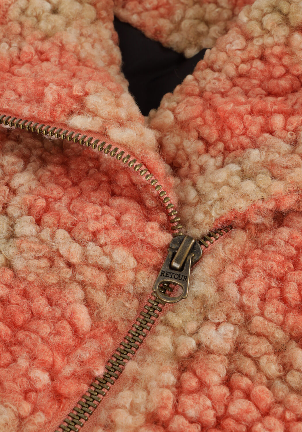 Orangene RETOUR Jack FILOU - large