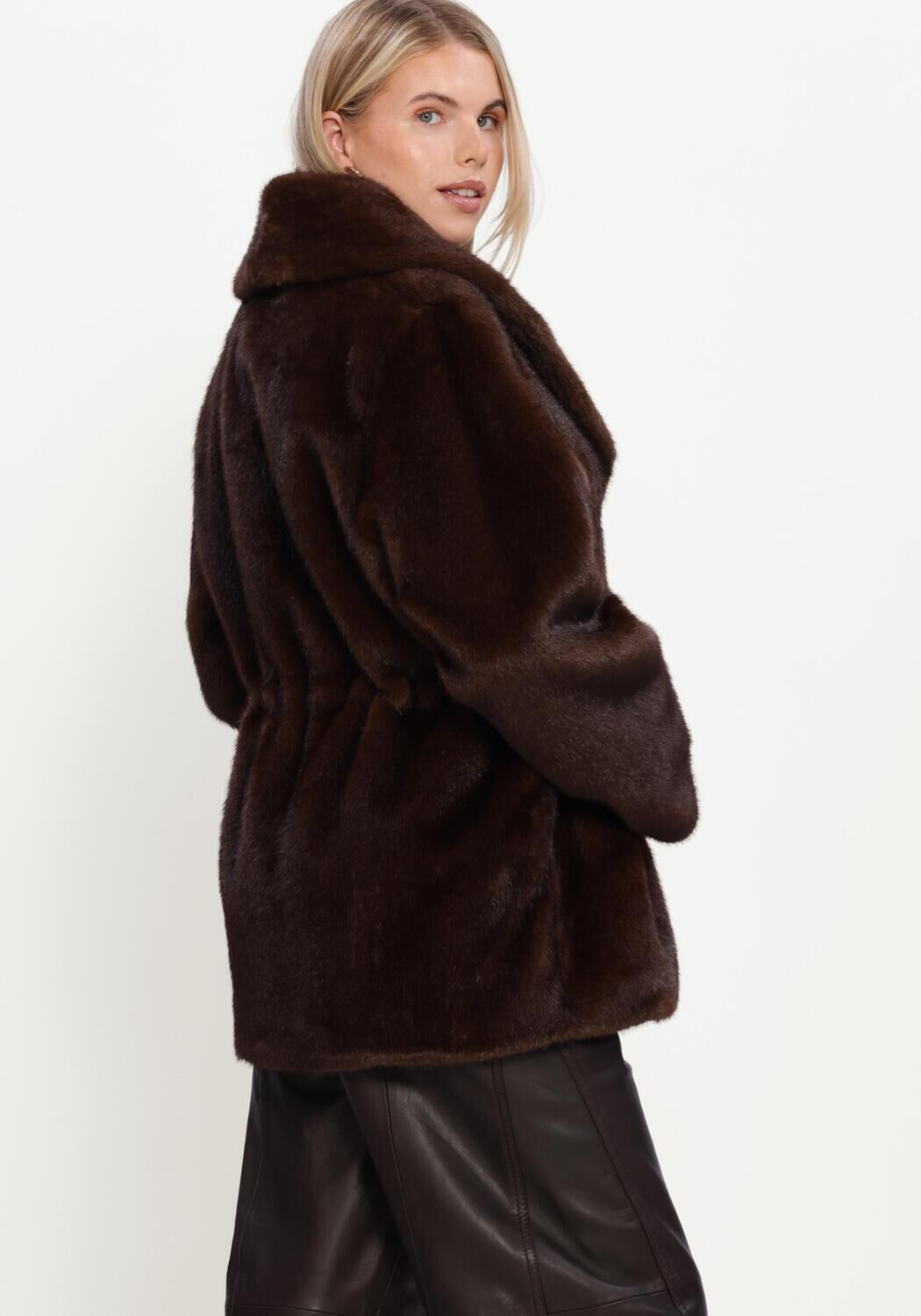 Braune IBANA Fake-Fur-Jack CYREN - large