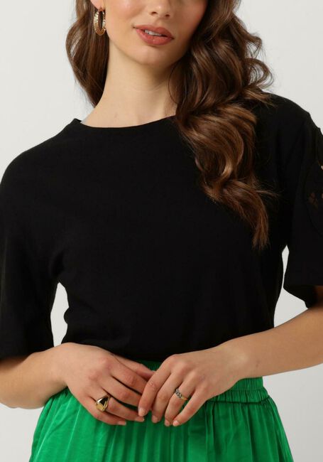 Schwarze NUKUS T-shirt BERTA SHIRT - large