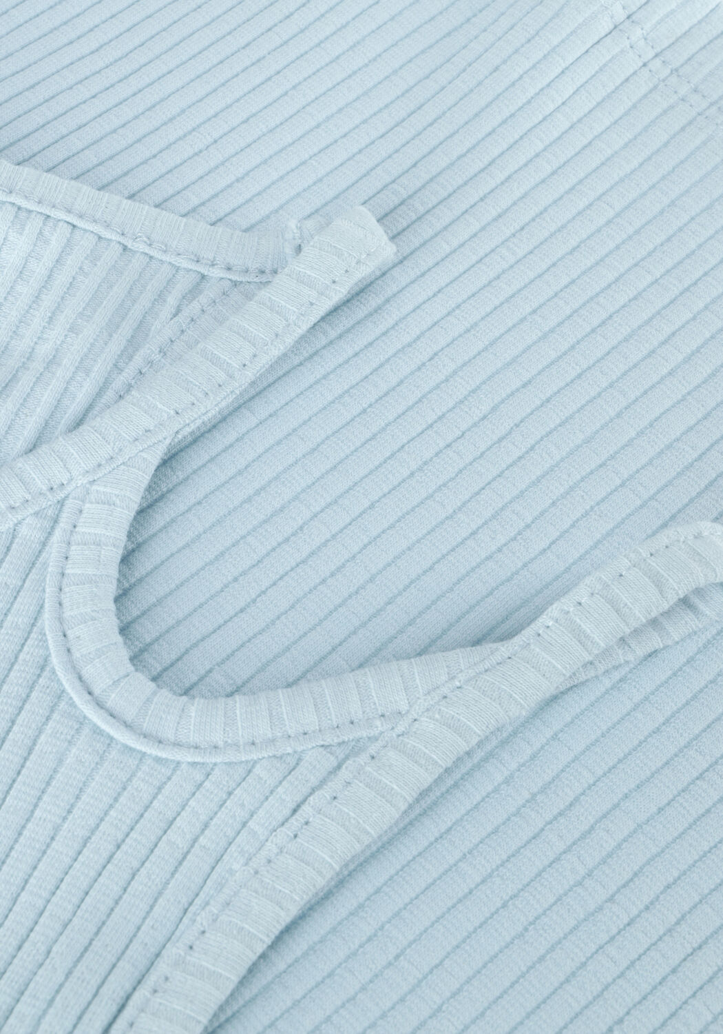 Hellblau INDIAN BLUE JEANS Top SINGLET RIB - large