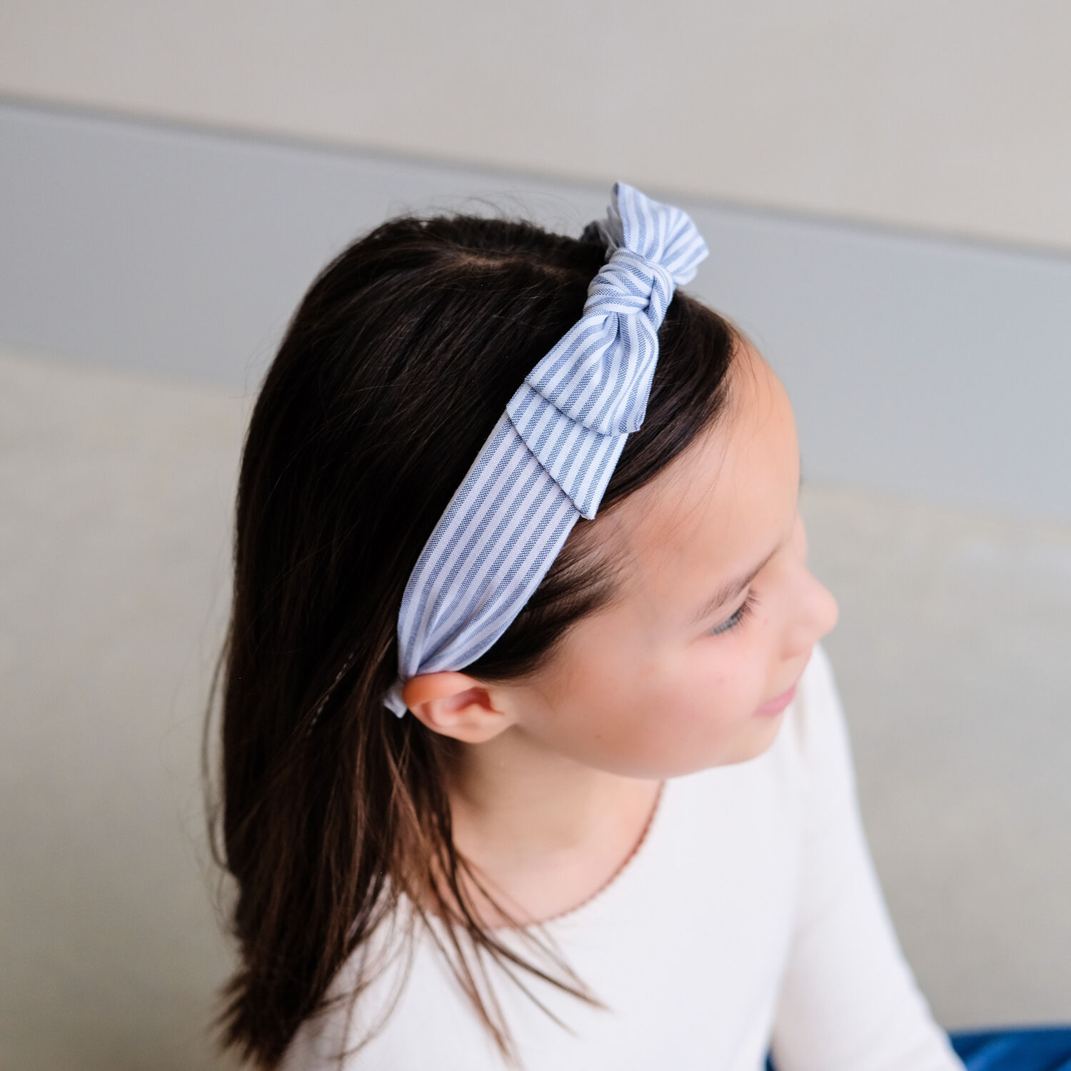 Blaue Mimi & Lula Haarschmuck STRIPE BOW ALICE - large
