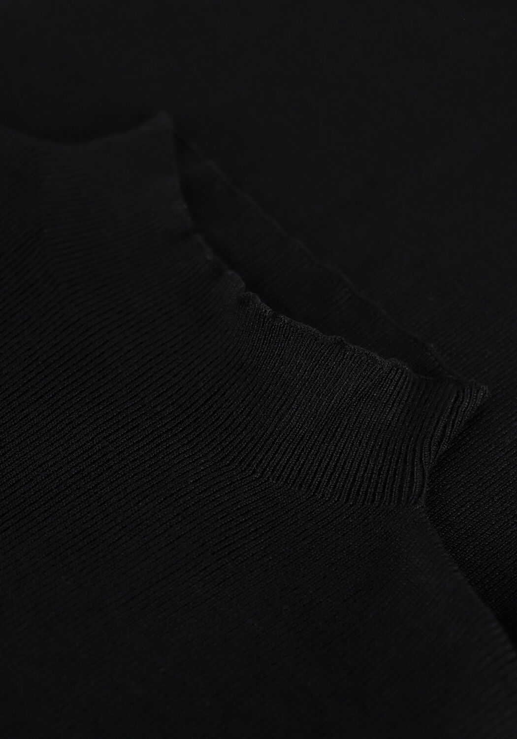 Schwarze NA-KD Tops & T-shirts HIGH NECK KNITTED POLO - large