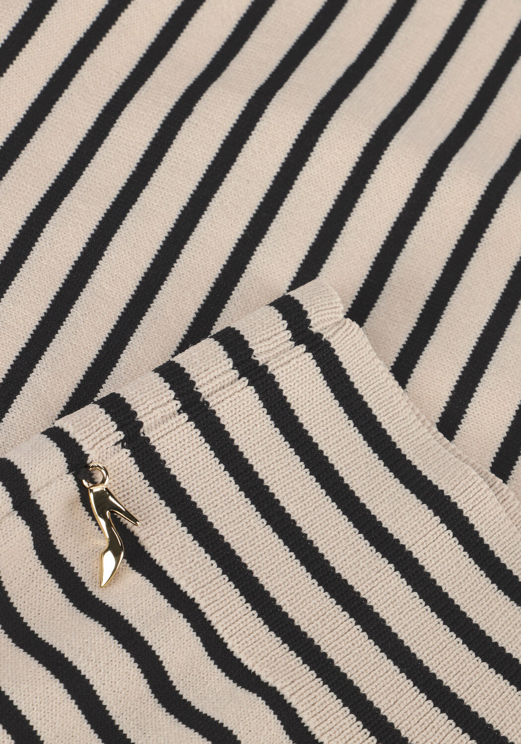 Schwarze JANSEN AMSTERDAM Tops & T-shirts K136 KNIT TOP 3/4 SLEEVE - large