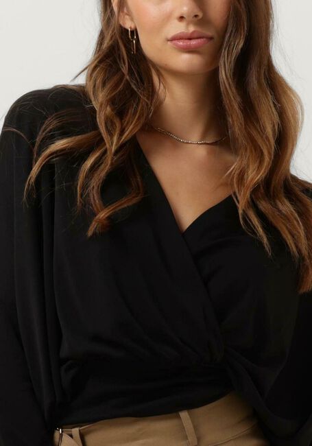 Schwarze MINUS Blusen GASIA MODAL WRAP - large