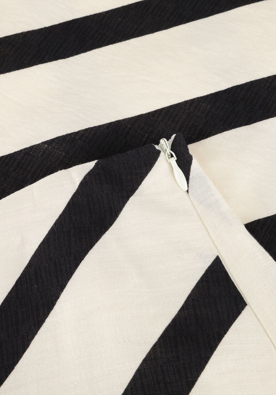 Wei&szlig;e JANSEN AMSTERDAM Maxirock THIRZA ROK BS 688 LONG - large