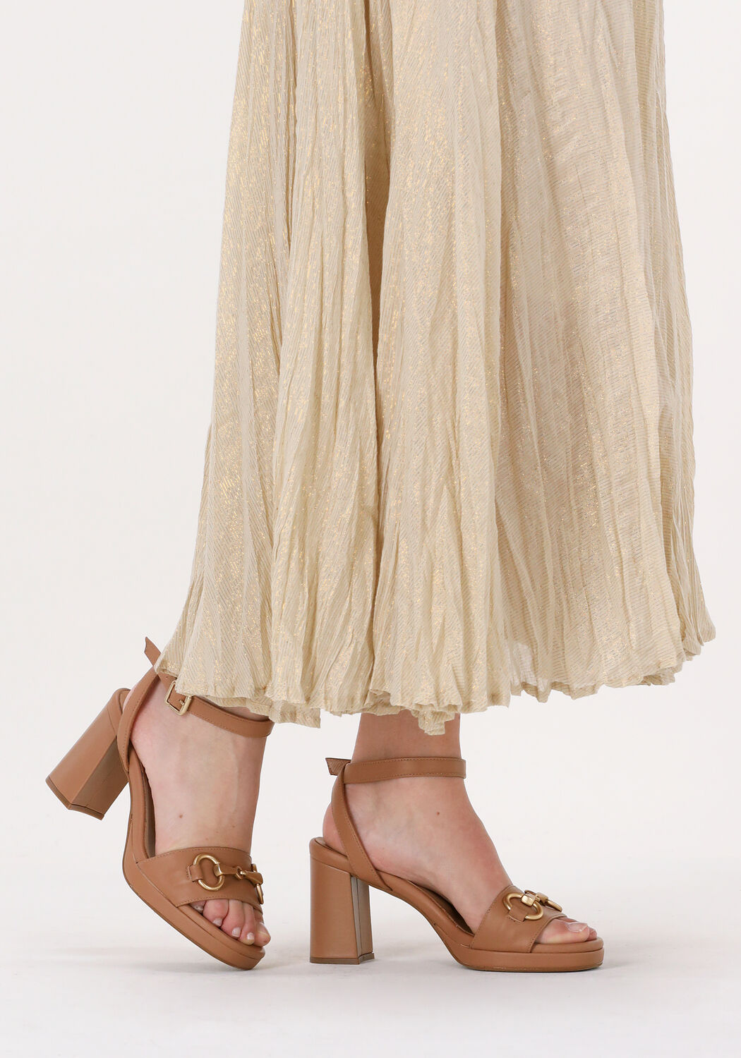 Camelfarbene NOTRE-V Sandalen 99915 - large