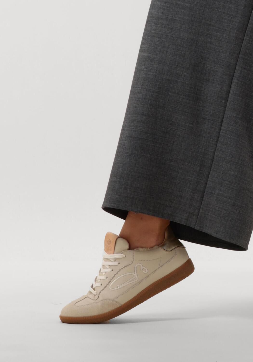 Wei&szlig;e FRED DE LA BRETONIERE Sneaker Low PEARL SIGN - large