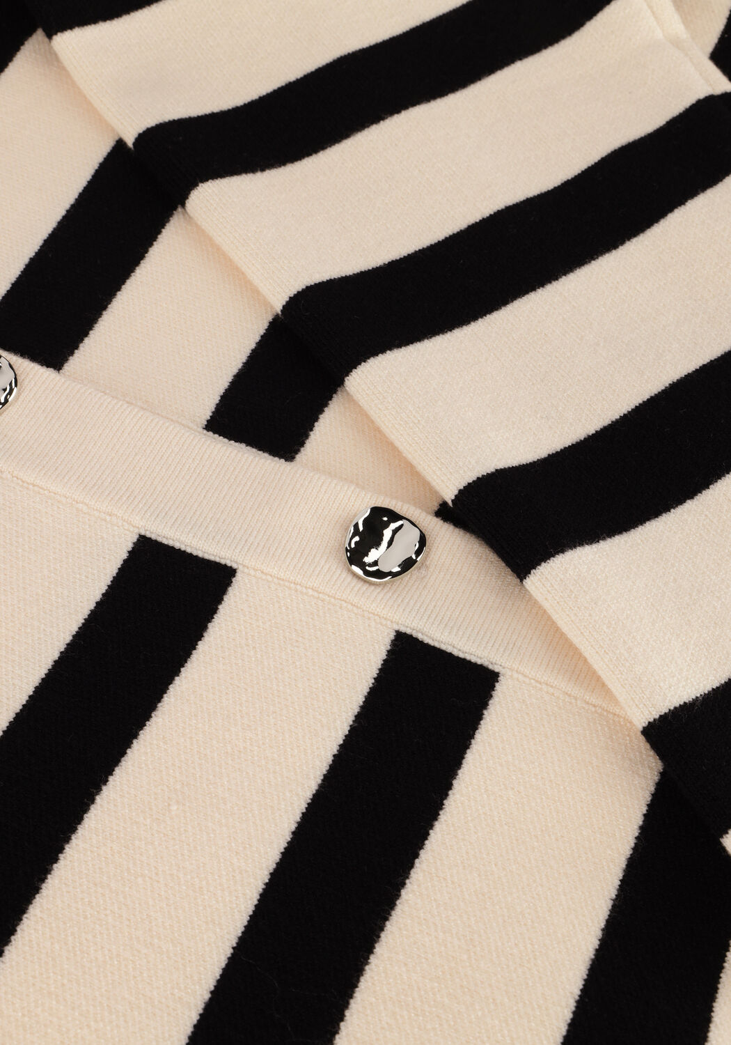 Schwarze MINUS Strickjacke MADINA KNIT CARDIGAN - large