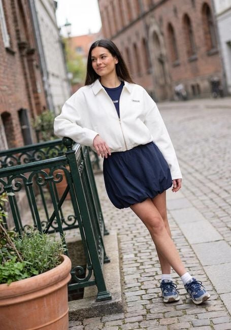 Nicht-gerade weiss THE LOLA CLUB Strickjacke MILLIE ZIP THROUGH - large