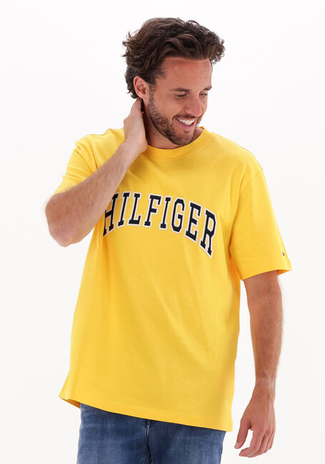 Gelbe TOMMY HILFIGER T-shirt HILFIGER ARCH CASUAL TEE - large