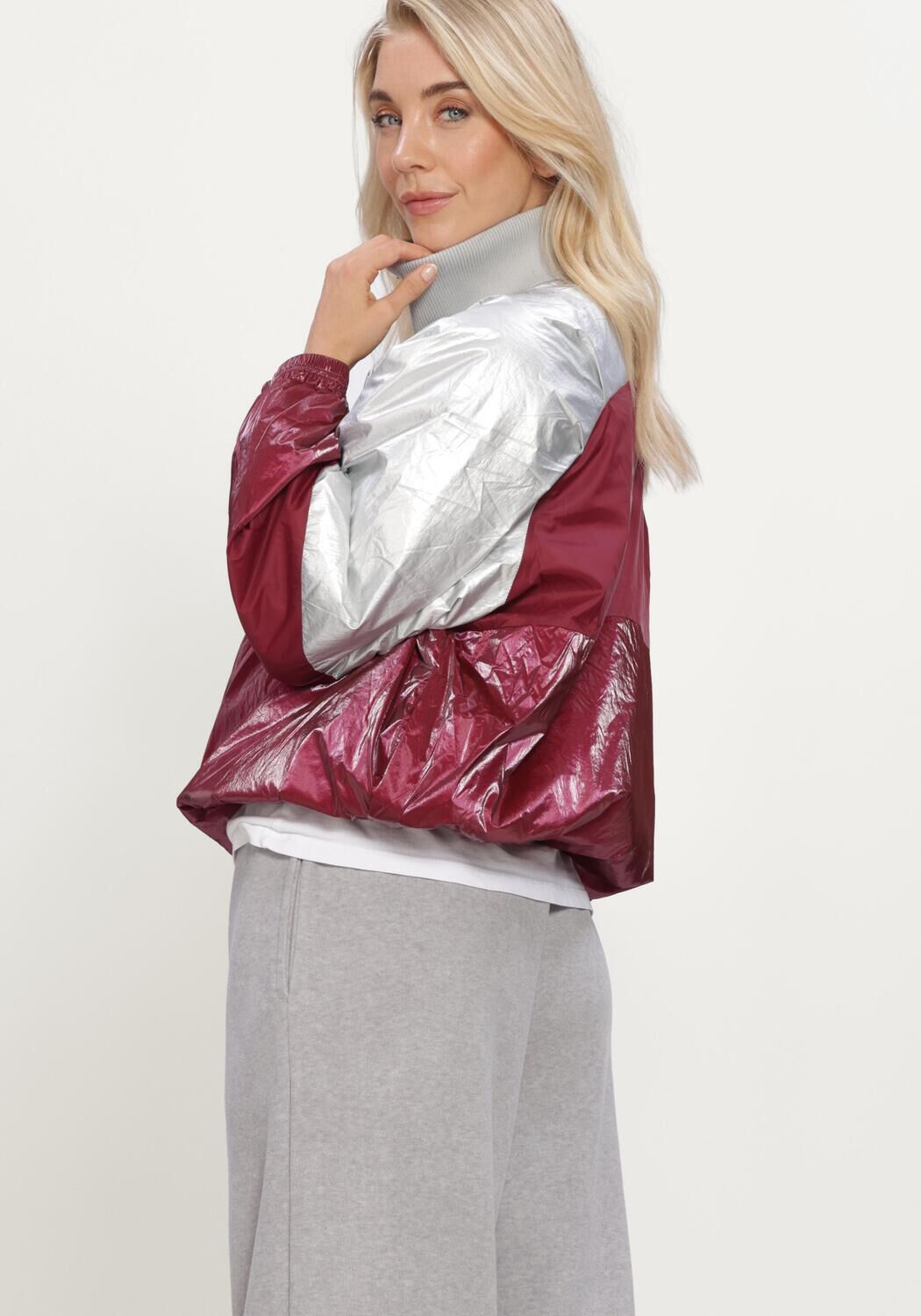 Bordeaux STUDIO AMAYA Jack HOLD JACKET - large