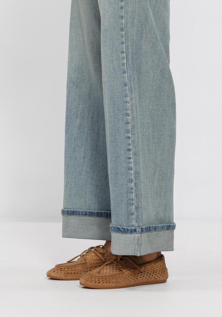 Camelfarbene TORAL Schn&uuml;rschuhe KARMEL - large