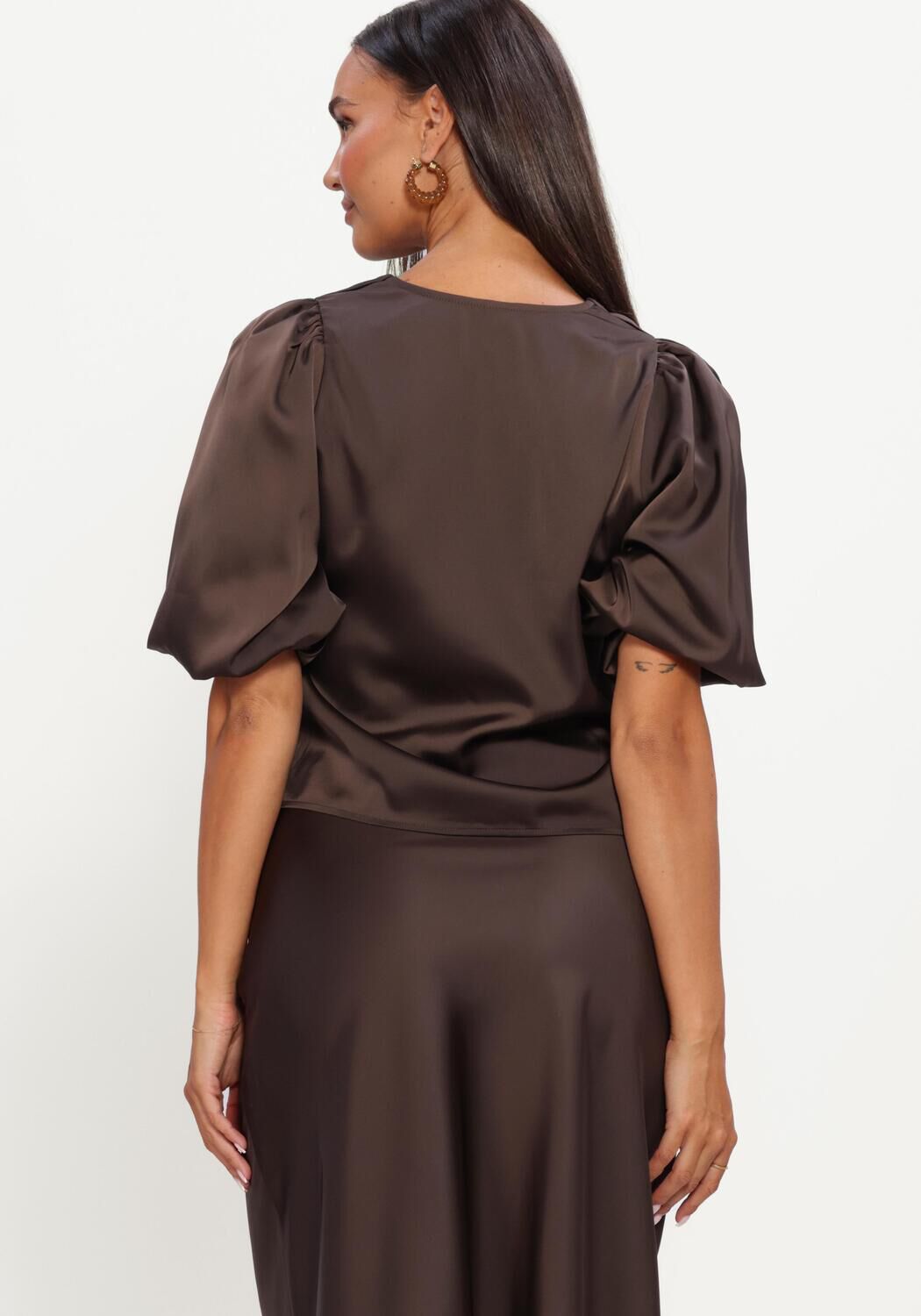Braune Y.A.S. Blusen YASPELLA 2/4 V-NECK TOP - large